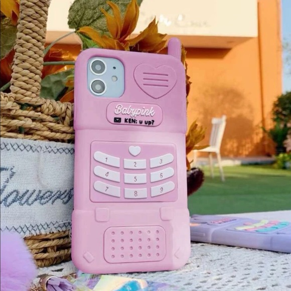 iPhone 11 case - Picture 3 of 3